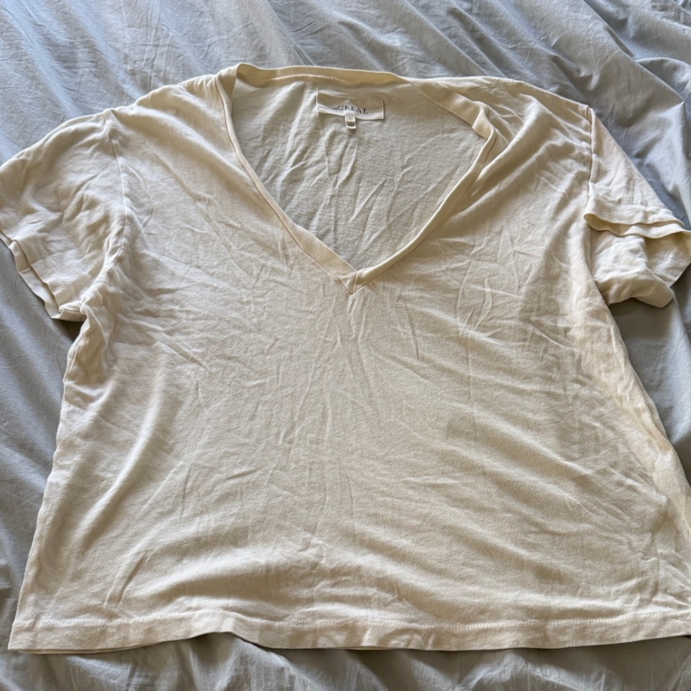 THE GREAT. Cream V-Neck Short Sleeve Tee